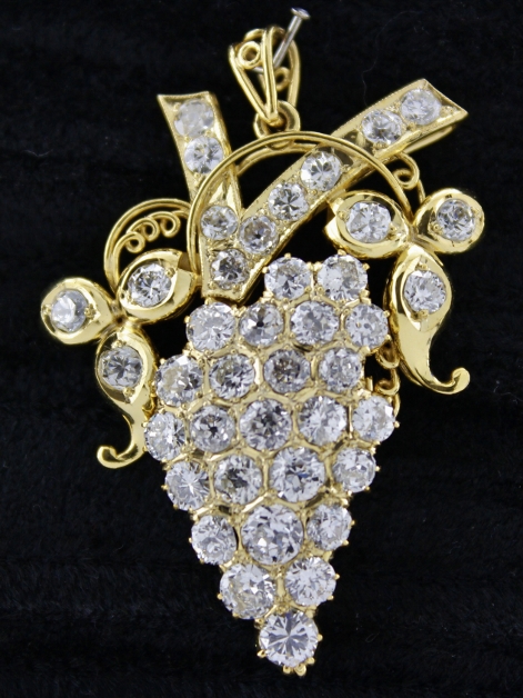 (image for) AN ANTIQUE PLATINIUM "ROSE CUT" DIAMOND PENDENT